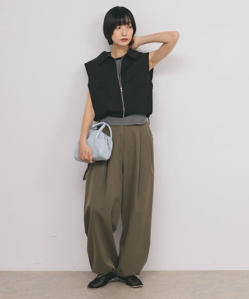 KBF（ケイビーエフ）の「コンパクトバルーンベスト（ベスト・レディース・BLACK/CAMEL・one）」の8枚目の写真