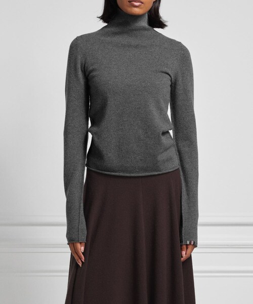 URBAN RESEARCH（アーバンリサーチ）の「Extreme Cashmere　audrey（ニット/セーター・レディース・felt/raven/moss/cream・-）」の2枚目の写真