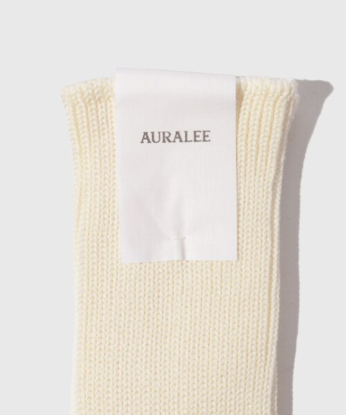 ADAM ET ROPE'(アダムエロペ)の「【AURALEE/オーラリー】COTTON LOW GAUGE SOCKS(ソックス/靴下・メンズ・ブラック/ホワイト/キナリ・F)」の6枚目の写真