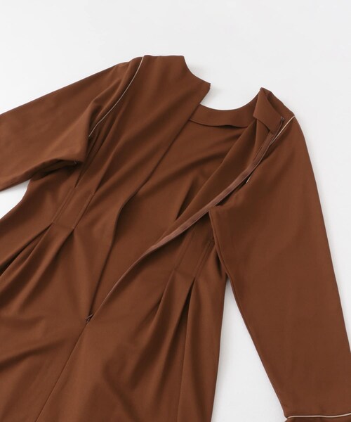 SENSE OF PLACE by URBAN RESEARCH（センスオブプレイスバイアーバンリサーチ）の「ウエストタックカットワンピース（ワンピース・レディース・BROWN/GREIGE/BLACK・one）」の22枚目の写真