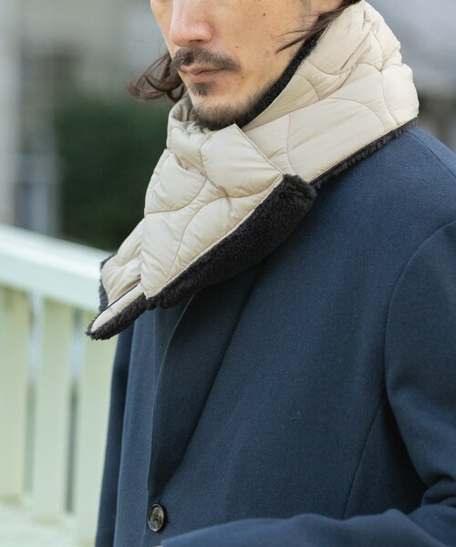 ITEMS URBANRESEARCH（アイテムズ アーバンリサーチ）の「TAION　Reversible Down Scarf（マフラー・メンズ・BLK/G.BEIGE/D.OLIVE/D.NAVY/PAINT CAMO・-0）」の12枚目の写真