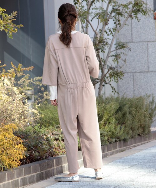 ITEMS URBANRESEARCH（アイテムズ アーバンリサーチ）の「フロントZIPワンマイルオールインワン（サロペット/オーバーオール・レディース・LIGHT GRAY/CHARCOAL/BEIGE・one）」の22枚目の写真
