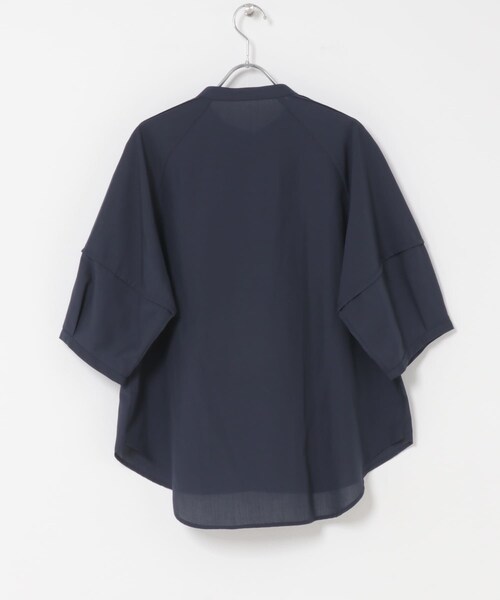 URBAN RESEARCH ROSSO（アーバンリサーチロッソ）の「『WEB/一部店舗限定』UVカットウォッシャブルリネン混シャツ ブラウス（シャツ/ブラウス・レディース・OFF WHITE/YELLOW/BROWN/SAX/NAVY・Free）」の15枚目の写真