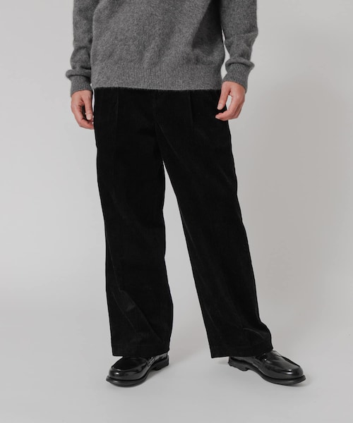URBAN RESEARCH(アーバンリサーチ)の「6W CORDUROY TROUSER(その他パンツ・メンズ・BLACK/KHAKI/NAVY/BROWN・M/L)」の1枚目の写真