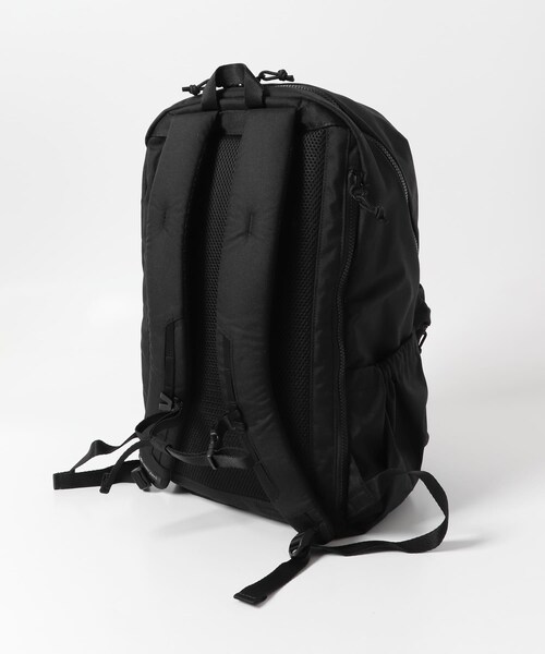 URBAN RESEARCH DOORS(アーバンリサーチドアーズ)の「『別注』Snow Peak Apparel×DOORS Everyday Use Backpack(バックパック/リュック・メンズ・Black/Olive/Grey・one)」の13枚目の写真