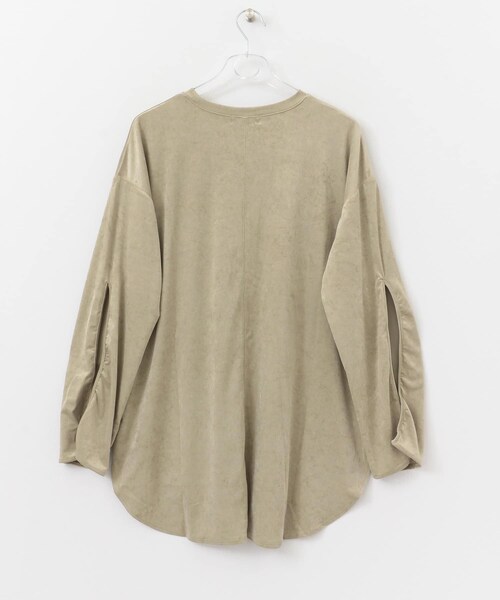 LAATO（ラート）の「SHINY LONG T-SHIRTS（Tシャツ/カットソー・レディース・クリーム/サブレ/チョコレート・FREE）」の9枚目の写真