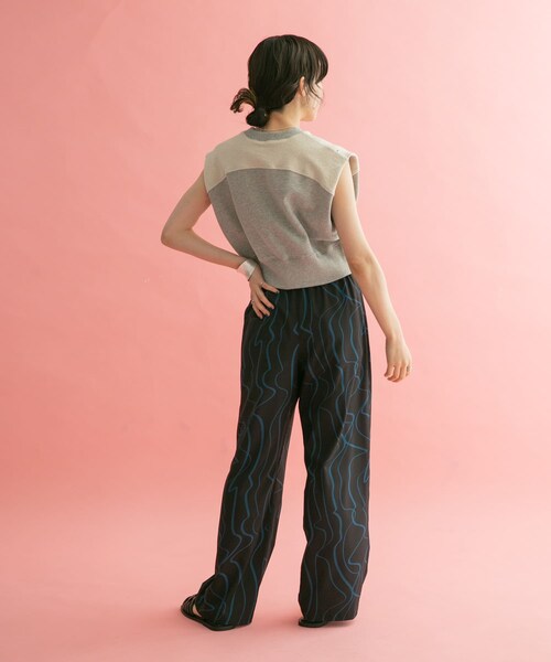 KBF（ケイビーエフ）の「ショルダータックスウェット（スウェット・レディース・NAVY/TOP GRAY/PINK・one）」の16枚目の写真