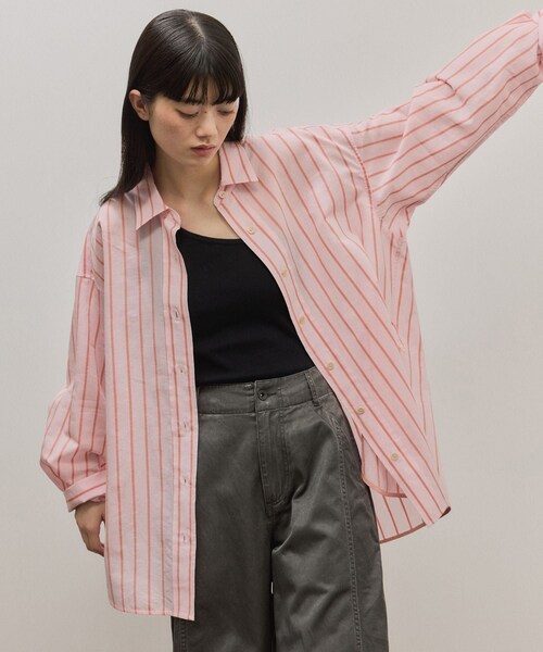 ADAM ET ROPE'（アダムエロペ）の「シルク混ワンショルタンクトップ（タンクトップ・レディース・ブラック/ダークブラウン系/ブルー系・F）」の15枚目の写真