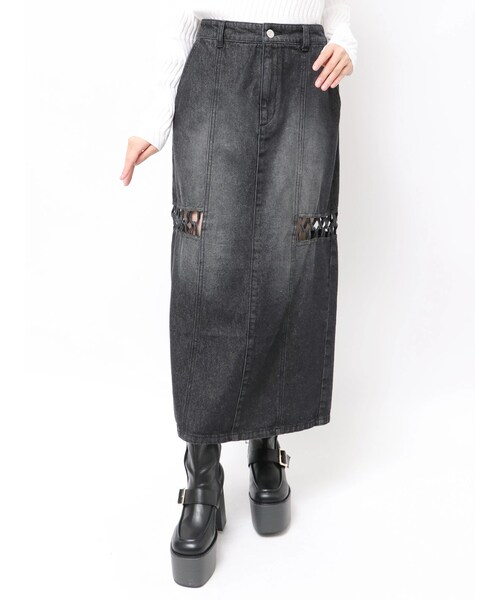 MURUA（ムルーア）の「ツイストレースアップデニムスカート（デニムスカート・レディース・ブラック/ブルー・1/2）」の2枚目の写真