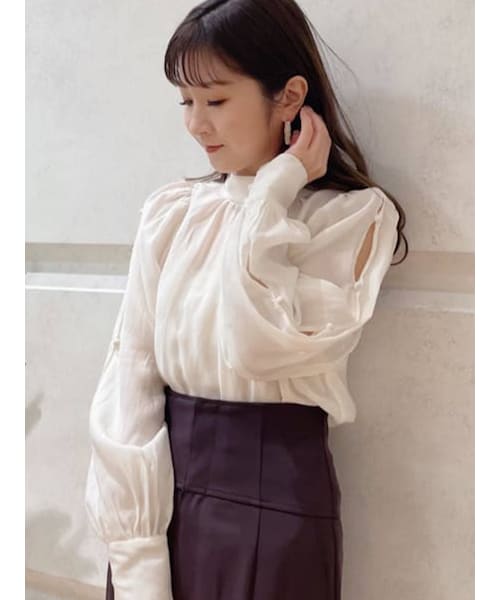 MERCURYDUO（マーキュリーデュオ）の「2WAYスリットスリーブブラウス（シャツ/ブラウス・レディース・ベージュ/イエロー/オフホワイト・F）」の12枚目の写真