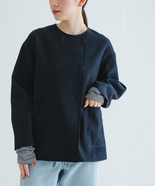 URBAN RESEARCH（アーバンリサーチ）の「ツイルノーカラーリバーコート（ノーカラージャケット・レディース・NAVY・FREE）」の7枚目の写真