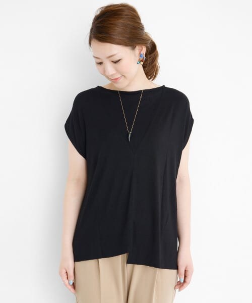 URBAN RESEARCH ROSSO（アーバンリサーチロッソ）の「アシンメトリー TOPS（Tシャツ/カットソー・レディース・BEIGE/OFF WHITE/BLACK・FREE）」の11枚目の写真