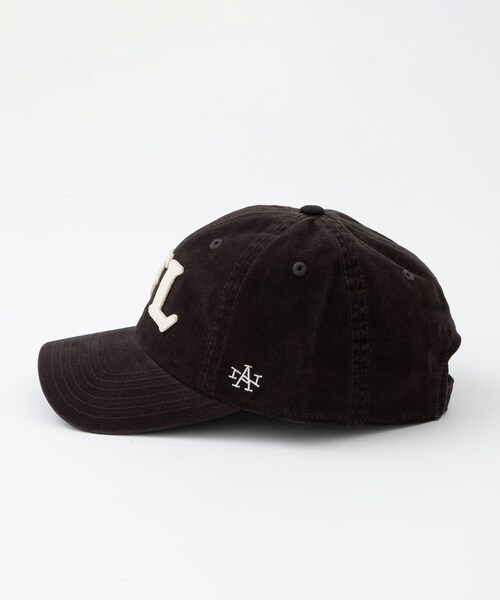 ADAM ET ROPE'(アダムエロペ)の「【AMERICAN NEEDLE】BASEBALL CAP(キャップ・レディース・ブラック/レッド・F)」の4枚目の写真