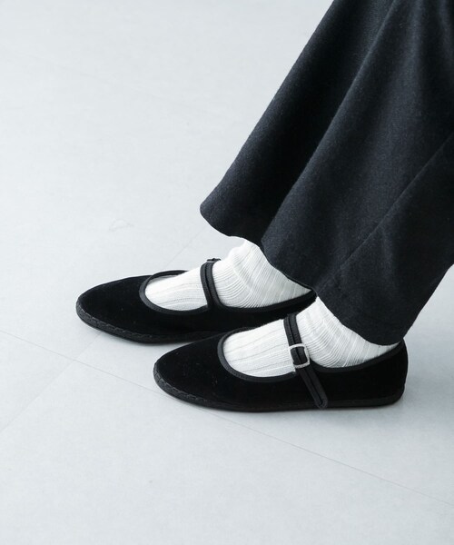 かぐれ(カグレ)の「drogheria Crivellini M.JANE VELVET(その他シューズ・レディース・BLACK/CARDINAL・23.5/24/25)」の4枚目の写真