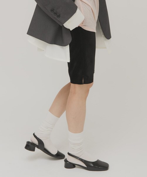 KBF（ケイビーエフ）の「スクエアトゥアシンメトリーパンプス（パンプス・レディース・CAMEL/BLACK・36/37/38）」の5枚目の写真