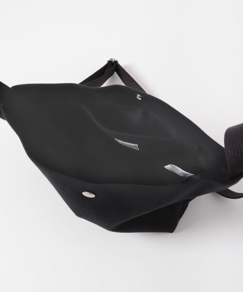 URBAN RESEARCH DOORS（アーバンリサーチドアーズ）の「ORCIVAL　SHOULDER POUCH MEDIUM（ショルダーバッグ・レディース・FADE BLACK/GREY・one）」の8枚目の写真