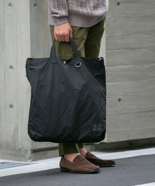 RODE SKO（ロデスコ）の「『ユニセックス』ロクヨンギャザーショルダートートバッグ（トートバッグ・メンズ・BLACK2/BLACK/GREIGE/KHAKI/GREIGE2・one）」の6枚目の写真