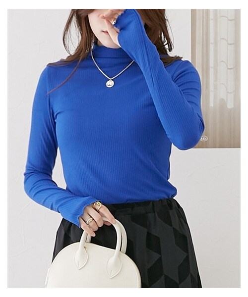 nissen（ニッセン）の「ハイネック　指穴付リブカットソー（ニット/セーター・レディース・黒/杢グレー/レンガ/ブルー・M/L/LL）」の7枚目の写真