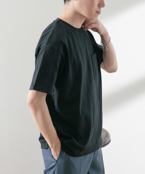 ITEMS URBANRESEARCH（アイテムズ アーバンリサーチ）の「USAコットン ムジポケットTシャツ（Tシャツ/カットソー・メンズ・BLU/OFF/BLK/GRN/YEL・M/L）」の19枚目の写真