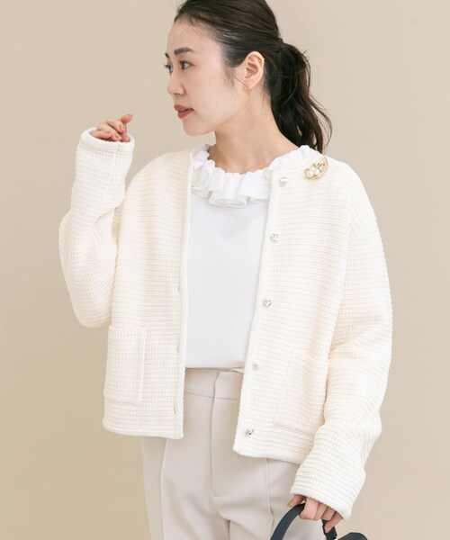 URBAN RESEARCH ROSSO（アーバンリサーチロッソ）の「『WEB/一部店舗限定』ツイードノーカラーニットジャケット（ノーカラージャケット・レディース・OFF/NAVY・Free）」の3枚目の写真