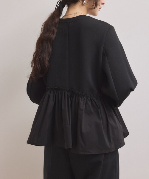 ADAM ET ROPE'(アダムエロペ)の「【WEB限定】ペプラムコンビプルオーバー(Tシャツ/カットソー・レディース・ブラック/ホワイト/キャメル・F)」の14枚目の写真