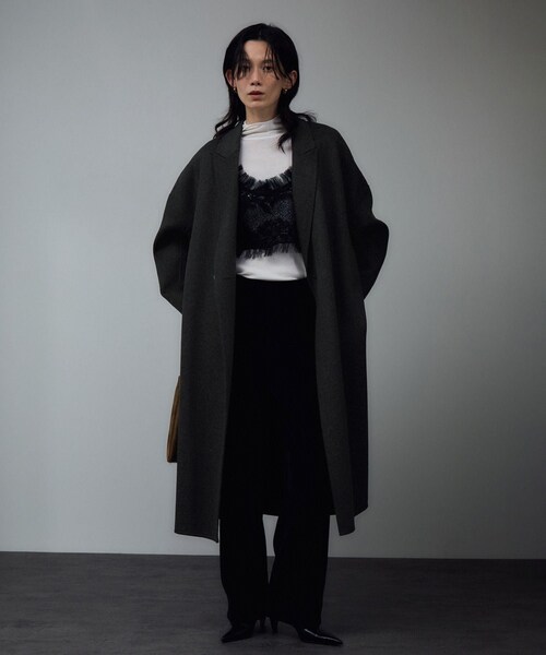 ADAM ET ROPE'(アダムエロペ)の「シャルムリバーロングコート(その他アウター・レディース・チャコール/オフホワイト/ベージュ系・M/S)」の8枚目の写真