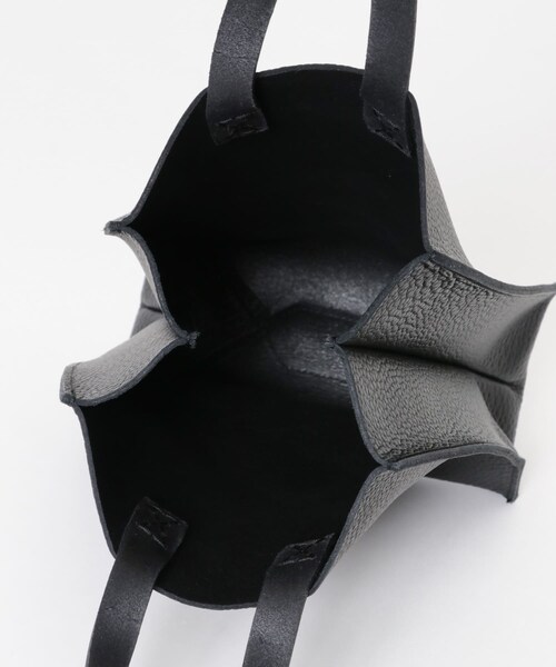 URBAN RESEARCH(アーバンリサーチ)の「Hender Scheme PAPER BAG SMALL(トートバッグ・メンズ・BLACK/TAUPE/BORDEAUX・Free)」の8枚目の写真