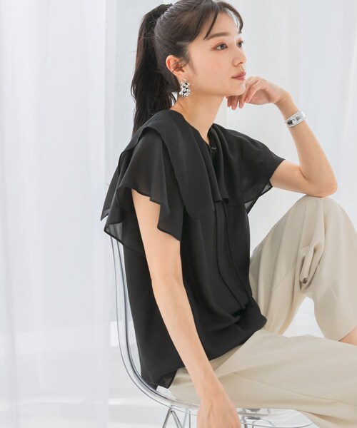 URBAN RESEARCH ROSSO（アーバンリサーチロッソ）の「イージーケアフリルブラウス（シャツ/ブラウス・レディース・OFF WHITE/TOMATO/BLACK・FREE）」の14枚目の写真