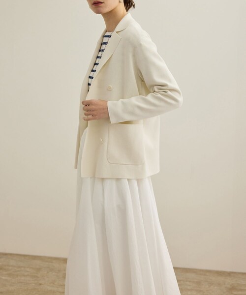 ROPE'(ロペ)の「シルクコットン総針ニットジャケット/イージーケア(テーラードジャケット・レディース・オフホワイト/ネイビー/レッド・F)」の8枚目の写真