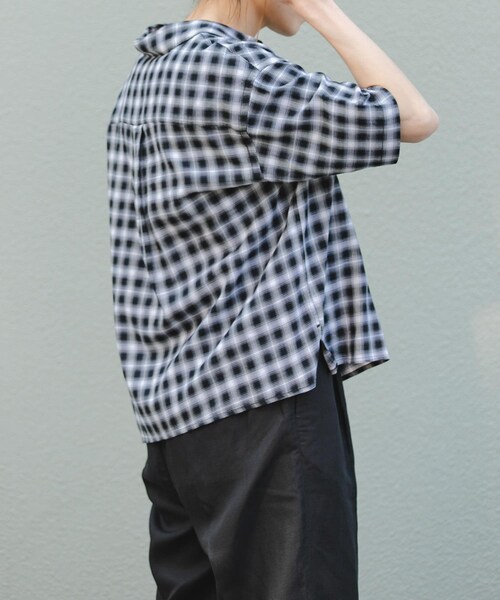 URBAN RESEARCH DOORS（アーバンリサーチドアーズ）の「FORK&SPOON　コットンレーヨンチェックシャツ（シャツ/ブラウス・レディース・OFFｘBLK/CCLｘBRN・1）」の5枚目の写真