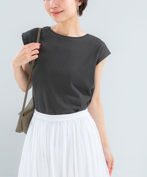 URBAN RESEARCH ROSSO（アーバンリサーチロッソ）の「汗染防止 フレンチリブTシャツ（Tシャツ/カットソー・レディース・OFF/CHARCOAL/GREIGE/SAX・Free）」の2枚目の写真
