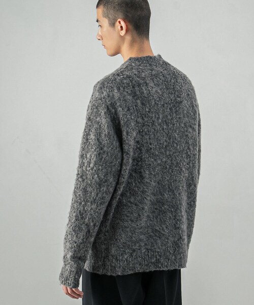 URBAN RESEARCH（アーバンリサーチ）の「new basic MOULINE SHAGGY KNIT（ニット/セーター・メンズ・CHARCOAL/NAVY・M/L）」の8枚目の写真