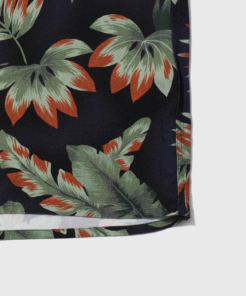 ADAM ET ROPE'(アダムエロペ)の「FLOWER PRINT S/S SHIRT(シャツ/ブラウス・メンズ・ネイビー・L/M/S)」の7枚目の写真