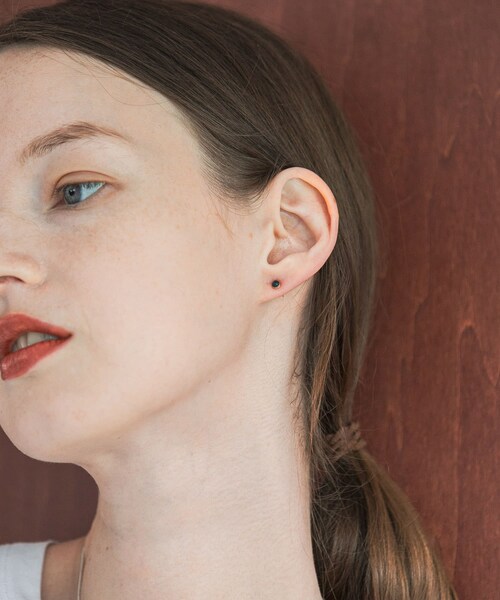 URBAN RESEARCH（アーバンリサーチ）の「ff by decor urban research　ストーンピアス（ピアス（両耳用）・レディース・グリーンオニキス/オニキス/オパール/ブルーロンドン/ルビー・-）」の4枚目の写真