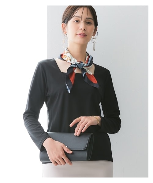 nissen（ニッセン）の「【選べる2タイプ】透け対策シルケット加工ダブルフロント長袖トップス＜大きいサイズ有＞（Tシャツ/カットソー・レディース・オフホワイト/黒/オフホワイト(Uネック)/黒(Uネック)・M/L/LL/3L/S/4L/5L）」の6枚目の写真