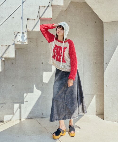 SENSE OF PLACE by URBAN RESEARCH（センスオブプレイスバイアーバンリサーチ）の「ANNA SUI NYC　オーバードレープデニムロングスカート（デニムスカート・レディース・BLUE/BLACK・S/M）」の5枚目の写真