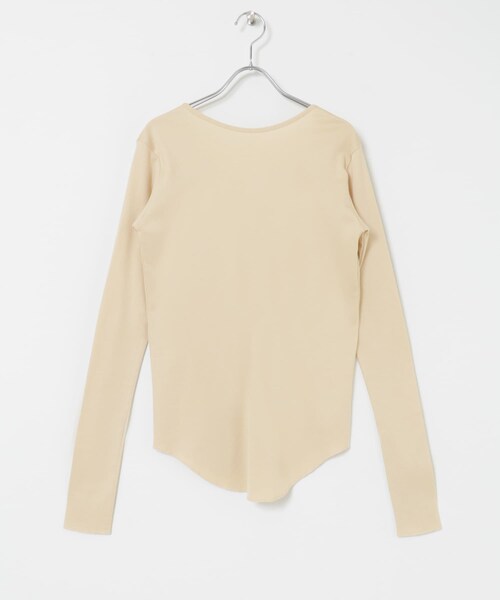 THE GOODLAND MARKET(ザグッドランドマーケット)の「&her Deep V LONG-SLEEVE Tops(Tシャツ/カットソー・レディース・BEIGE/CHARCOAL・FREE)」の18枚目の写真