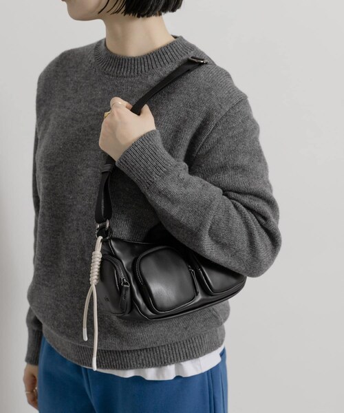 THE GOODLAND MARKET（ザグッドランドマーケット）の「F/CE.　TECH LEATHER TACTICAL SHOULDER（ショルダーバッグ・レディース・BROWN/BLACK・Free）」の4枚目の写真