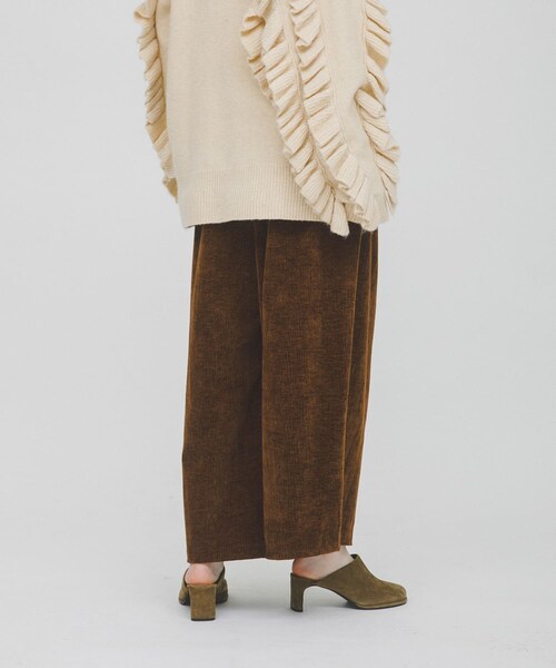 LAATO（ラート）の「wrinkle velor wide pants（その他パンツ・レディース・クリーム/キャラメル/シャドウ・FREE）」の17枚目の写真