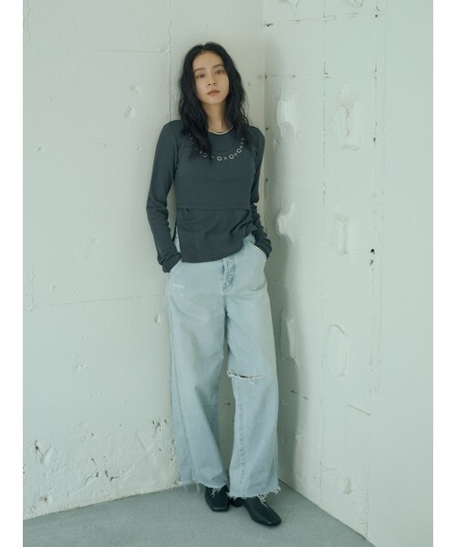 Ungrid（アングリッド）の「クラッシュデザインカーブデニム（デニムパンツ・レディース・ブラック/アイスブルー・24ｲﾝﾁ/25ｲﾝﾁ/26ｲﾝﾁ）」の8枚目の写真