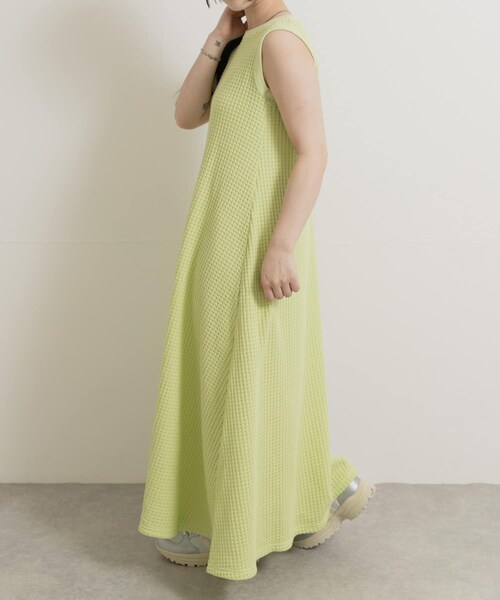 THE GOODLAND MARKET（ザグッドランドマーケット）の「SEAGREEN　BIG WAFFLE ONE PIECE（ワンピース・レディース・GREEN/BROWN/CREAM/ROYAL・1/2）」の17枚目の写真