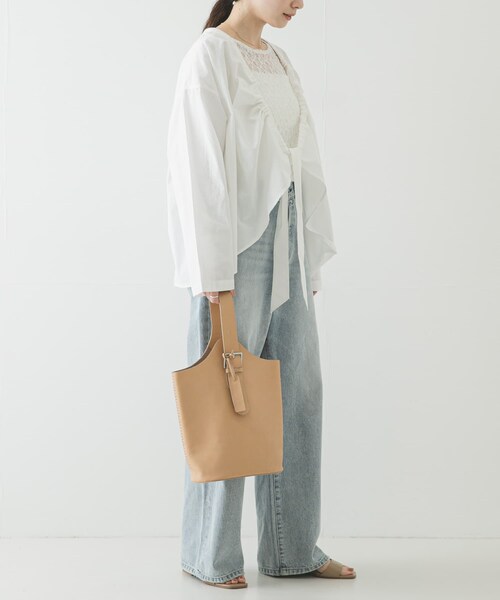 URBAN RESEARCH(アーバンリサーチ)の「SEEALL BACK GATHER TOP(その他トップス・レディース・WHITE・38)」の7枚目の写真