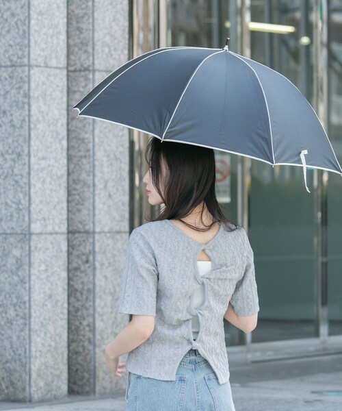 SMELLY（スメリー）の「because　晴雨兼用パイピング長傘（長傘・レディース・BEG/BLK・FREE）」の5枚目の写真