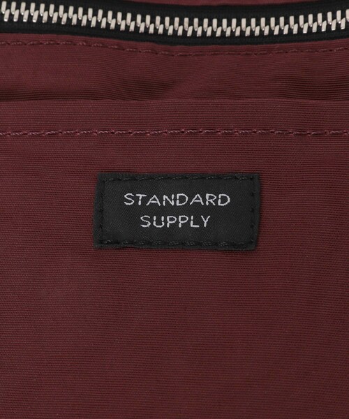 URBAN RESEARCH DOORS(アーバンリサーチドアーズ)の「STANDARD SUPPLY SLING PURSE M(ショルダーバッグ・メンズ・BORDEAUX・One)」の9枚目の写真