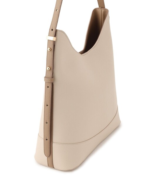 ROPE' PICNIC（ロペピクニック）の「me fit BAG ミドルプラス・ワンショルダーフィットバッグ（ショルダーバッグ・レディース・ブラック/キナリ/ブラウン系/カーキ系・F）」の15枚目の写真