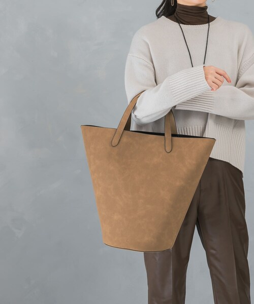 URBAN RESEARCH ROSSO（アーバンリサーチロッソ）の「&MyuQ　MATTE ERA（ハンドバッグ・レディース・SAND BEIGE・FREE）」の2枚目の写真