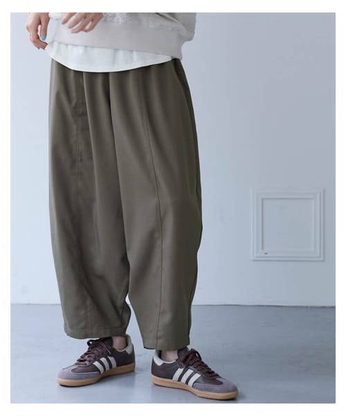 nissen（ニッセン）の「風まとうフロートイージーコクーンパンツ（静電防止）＜大きいサイズ有＞（パンツ・レディース・ネイビー/チャコール/カーキベージュ/ブルーグレー/ピンク・S~M相当/L~LL相当/3L~4L相当/5L~6L相当/8L~10L相当）」の21枚目の写真