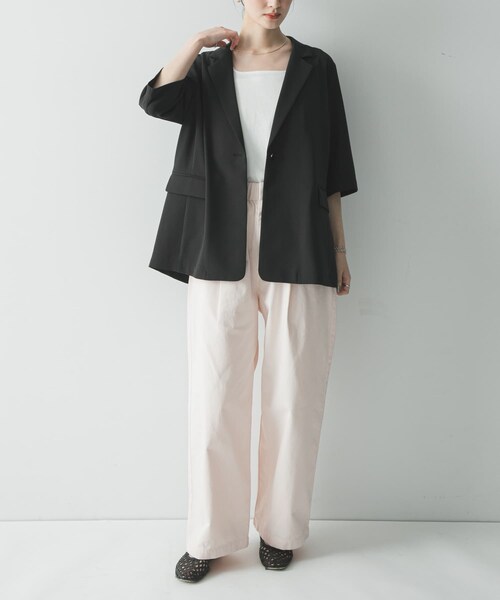 URBAN RESEARCH（アーバンリサーチ）の「『UR TECH DRYLUXE』ハーフスリーブジャケット（テーラードジャケット・レディース・BEIGE/BLACK・Free）」の8枚目の写真