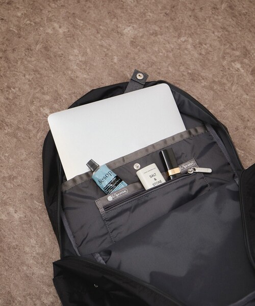 ADAM ET ROPE'（アダムエロペ）の「【LeSportsac for ADAM ET ROPE'】Exclusive Classic Everyday BP（バックパック/リュック・レディース・ブラック・F）」の6枚目の写真