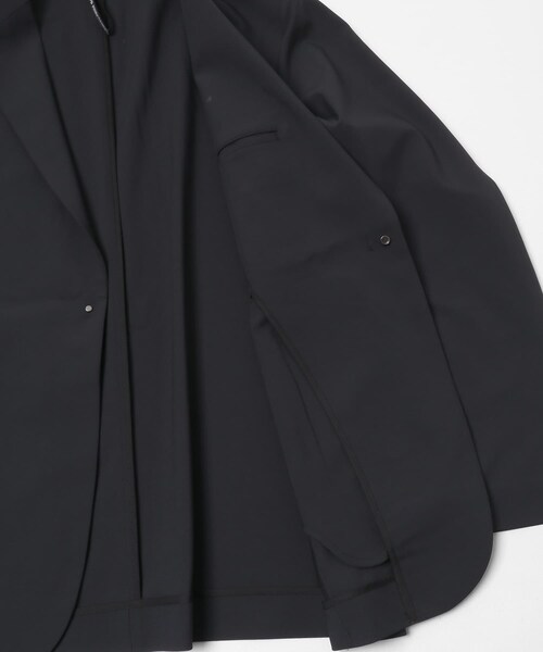 URBAN RESEARCH（アーバンリサーチ）の「Descente　TECH TAILORED JACKET（テーラードジャケット・メンズ・BK00・M/L/O）」の11枚目の写真